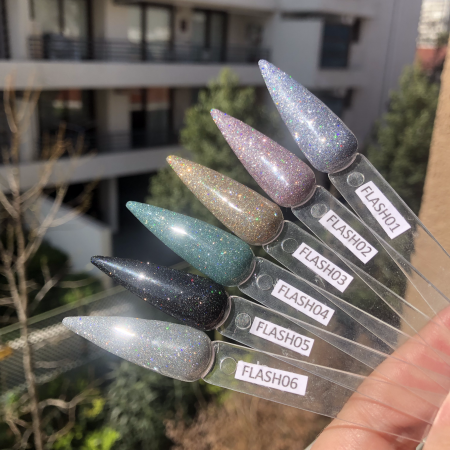 ESMALTES PERMANENTES FLASH REFLECTANTE NAIL PRO